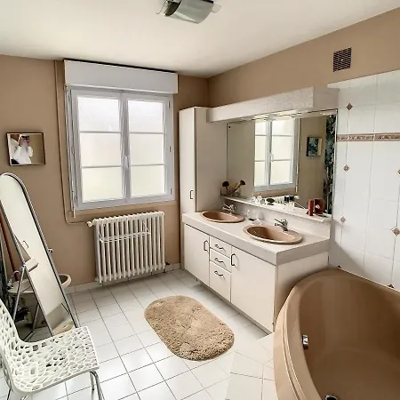 בית נופש Maison De Charme Proche Centre *